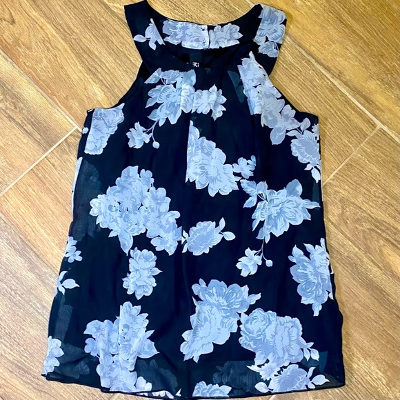 Iz Byer Floral Loose Fit Bare Shoulder Tank Blouse Size Extra Small - Picture 3 of 7